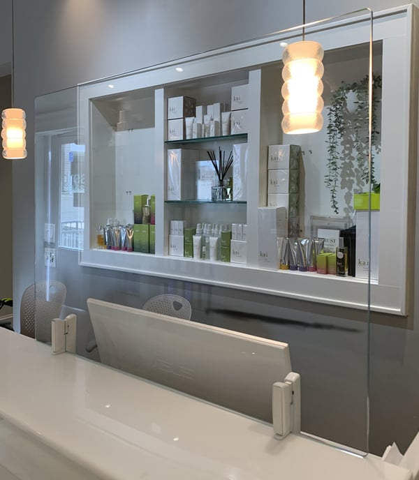 Tempered Glass vs. Plexiglass A Comparative Analysis